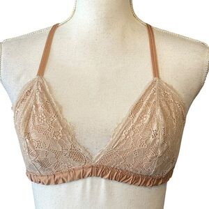 Aerie Lace &‎ Satin Triangle Cup Racerback Pullover Bralette SZ Medium in Tan